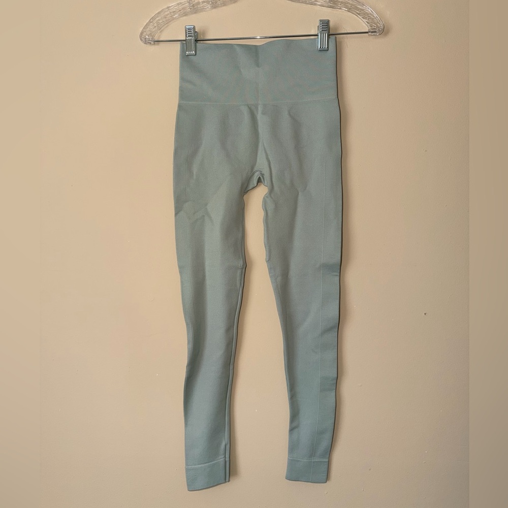 SET Active Leggings